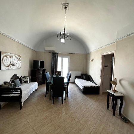 Veldi Art - Kamari Beach Apartment 费拉 外观 照片