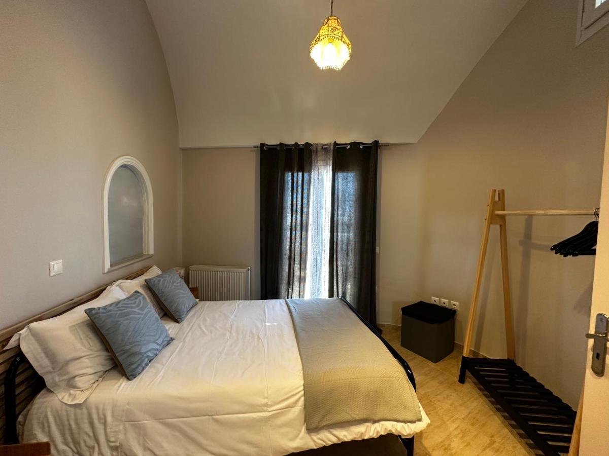 Veldi Art - Kamari Beach Apartment 费拉 外观 照片