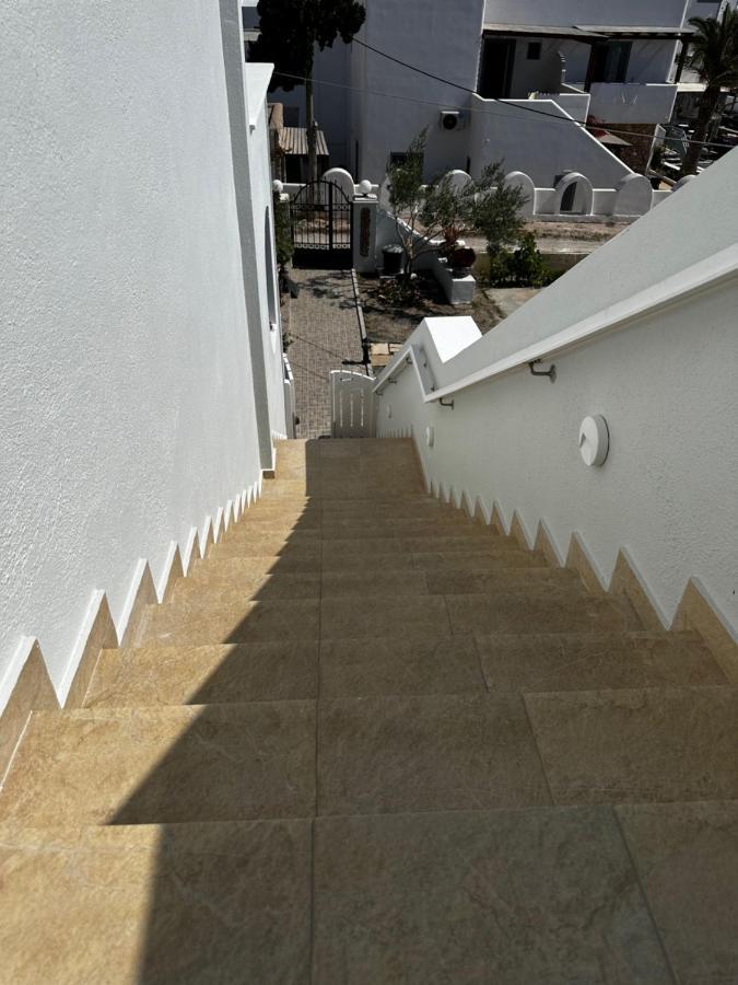 Veldi Art - Kamari Beach Apartment 费拉 外观 照片