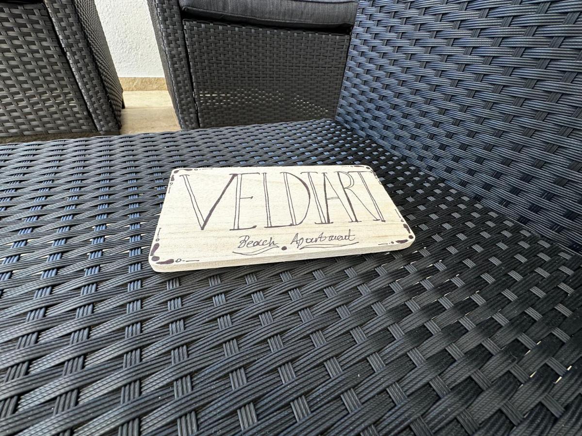 Veldi Art - Kamari Beach Apartment 费拉 外观 照片