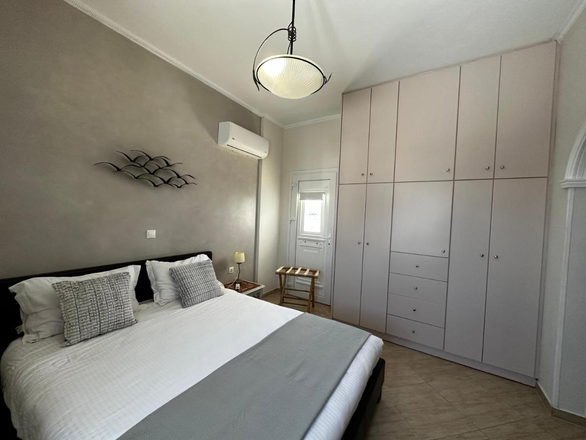 Veldi Art - Kamari Beach Apartment 费拉 外观 照片