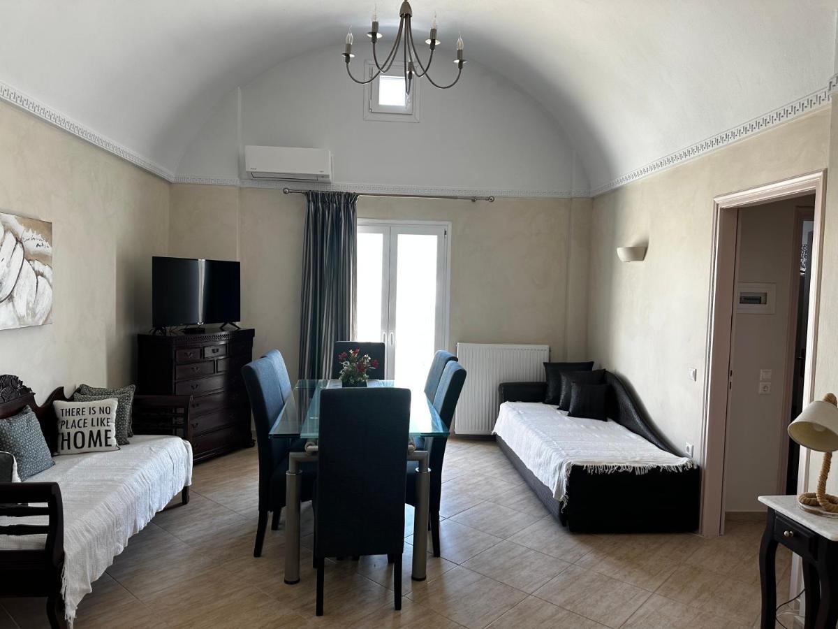 Veldi Art - Kamari Beach Apartment 费拉 外观 照片