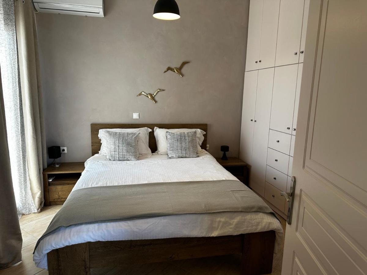 Veldi Art - Kamari Beach Apartment 费拉 外观 照片