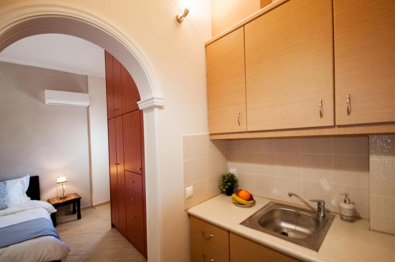 Veldi Art - Kamari Beach Apartment 费拉 外观 照片