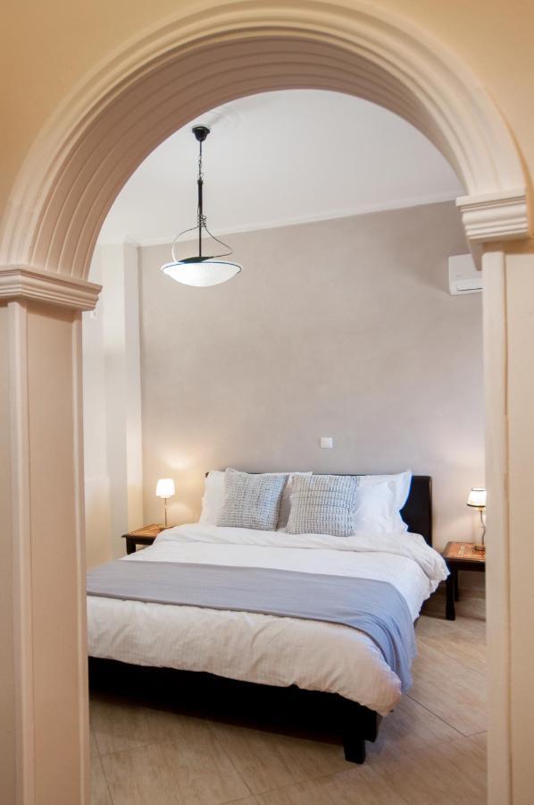 Veldi Art - Kamari Beach Apartment 费拉 外观 照片